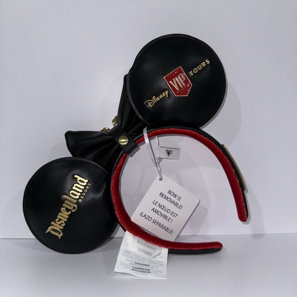 Disneyland VIP Tours Ears with removable bow